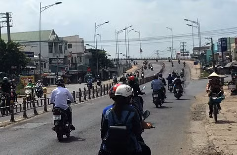 Độ giàu có và thú chơi ngông của 3 công tử khét tiếng trời Nam ảnh 6 Độ giàu có và thú chơi ngông của 3 công tử khét tiếng trời Nam