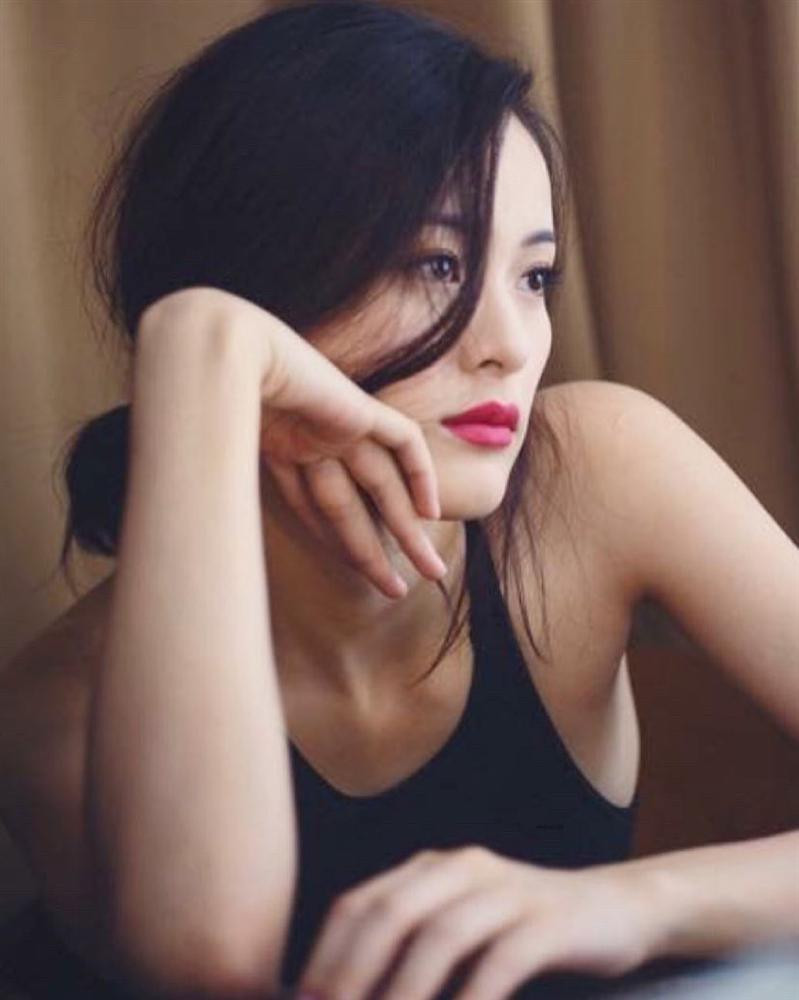 Việt Anh khi bị chất vấn "Sửa gì tại Hàn Quốc?, Minh Triệu phô diễn hình thể nóng bỏng với bikini ảnh 9 Phản ứng bất ngờ của Việt Anh khi bị chất vấn Sửa gì tại Hàn Quốc?-9