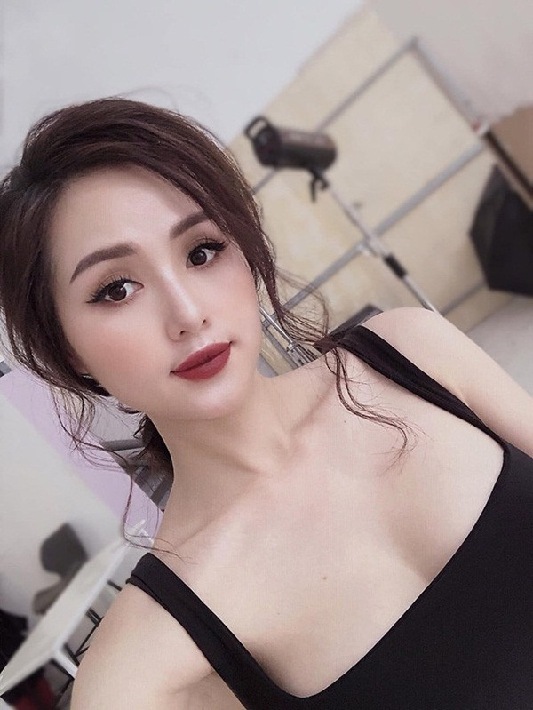 Rút khỏi showbiz sinh 2 con trai cho chồng đại gia, cuộc sống Tâm Tít giờ ra sao? ảnh 9 Tâm Tít giờ ra sao sau 4 năm rút khỏi showbiz, sinh 2 con trai cho chồng đại gia?-9