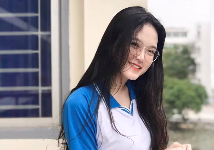Những cô gái xinh đẹp, học giỏi của ĐH Bách khoa Hà Nội ảnh 3