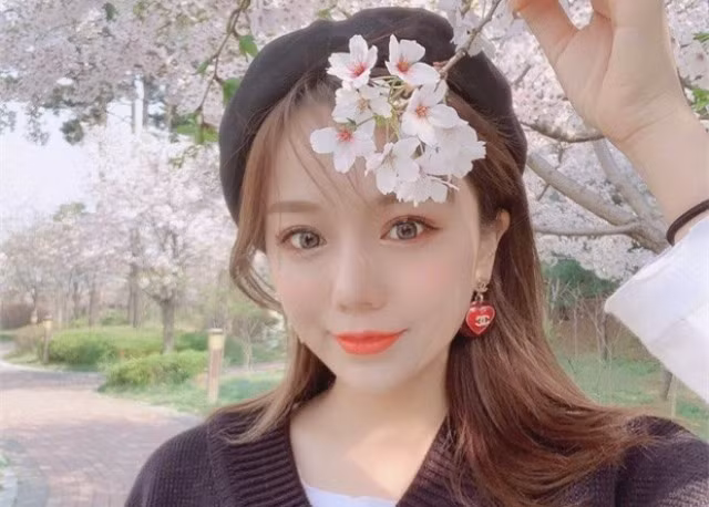 Huỳnh Hiểu Dao, hot girl gần 6 triệu follow.