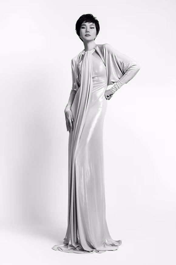 Siêu mẫu ,Thanh Hằng, NTK Công Trí, sao Việt