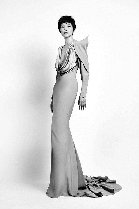 fotos-by-tangtang-16-ngoisao.vn-w600-h900 5 Siêu mẫu ,Thanh Hằng, NTK Công Trí, sao Việt