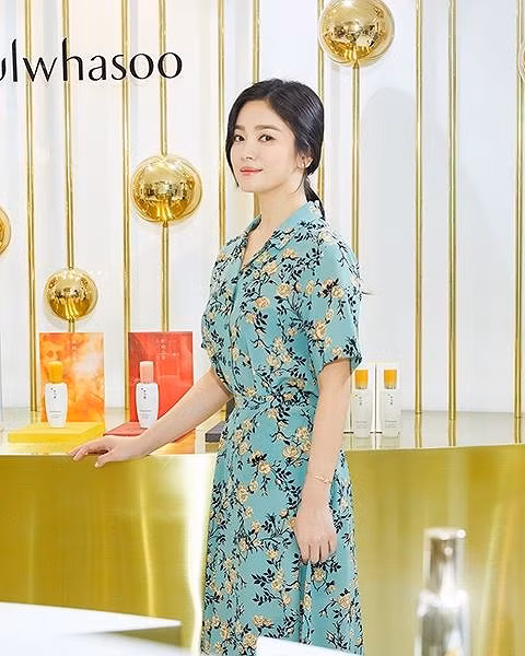 Song Hye Kyo ngày càng xinh đẹp hậu ly hôn - ảnh 10