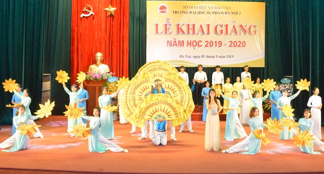 Lời nhắn nhủ đầu năm học mới của Thầy hiệu trưởng Trường ĐHSP Hà Nội 2