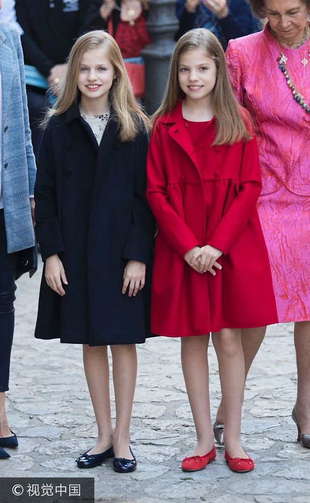 Nhan sắc tuyệt phẩm đúng chuẩn “lá ngọc cành vàng" của hai công chúa nhỏ Hoàng gia Tây Ban Nha ảnh 11