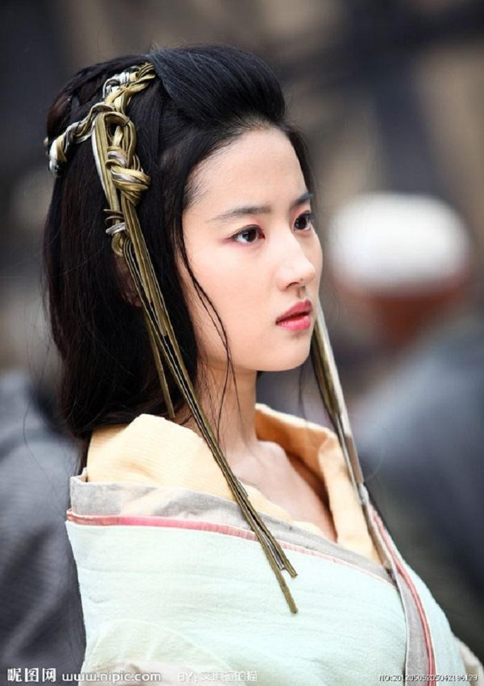 Ngắm nhan sắc Lưu Diệc Phi qua loạt vai diễn cổ trang ảnh 10