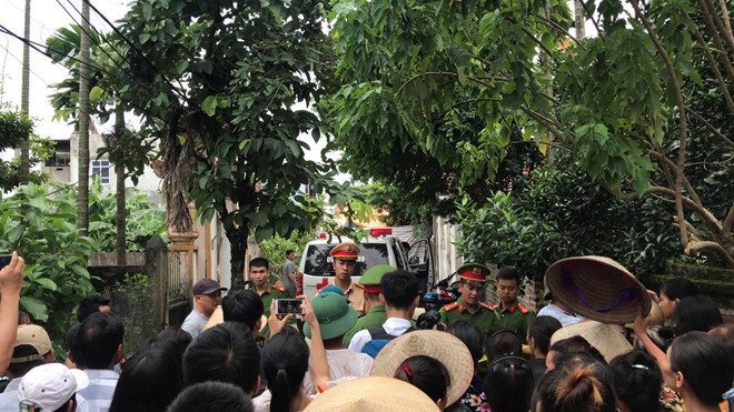 Thảm sát cả nhà em trai: Hai bên từng dùng cuốc, xẻng đuổi nhau vì đất cát - ảnh 2