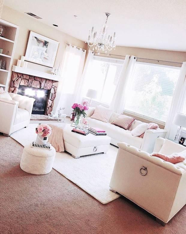 Phạm Hương khoe siêu xe gần 10 tỷ ở trời Tây ảnh 5