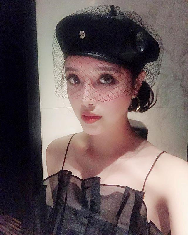 Em gái Mai Phương Thúy ngày càng xinh đẹp, hạnh phúc viên mãn với mối tình 5 năm ảnh 9 Em gai Mai Phuong Thuy mac sanh dieu, co tinh yeu 5 nam hanh phuc hinh anh 9