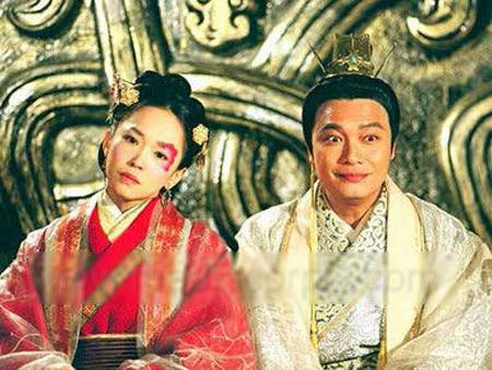 Chung Vô Diệm - Người đàn bà xấu ma chê quỷ hờn trở thành mẫu nghi thiên hạ hình ảnh 2 chung vo diem - nguoi dan ba xau ma che quy hon tro thanh mau nghi thien ha hinh anh 2