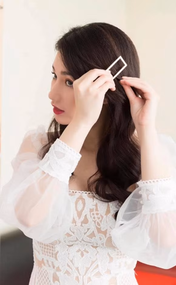 Bị hại tới mức phá sản, Quỳnh Chi gửi tâm thư đến loạt bạn hữu ảnh 2 6.1