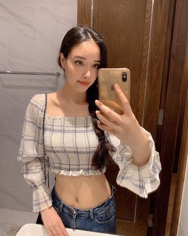 Em gai Mai Phuong Thuy mac sanh dieu, co tinh yeu 5 nam hanh phuc hinh anh 3 