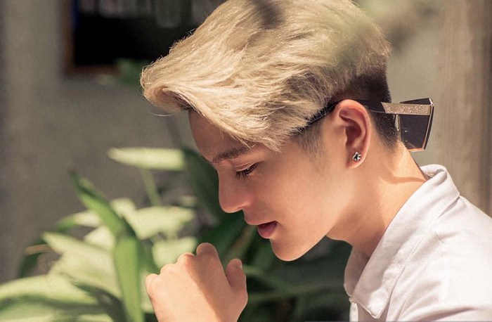 Sau khi phẫu thuật thẩm mỹ, quán quân "The Voice Kids" Quang Anh thay đổi thế nào? ảnh 6 Sau khi phẫu thuật thẩm mỹ, quán quân "The Voice Kids" Quang Anh thay đổi thế nào? ảnh 6