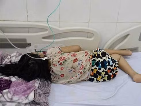 Bé 12 tuổi bị 6 bệnh hiểm nghèo trong đó có cả bệnh đái tháo đường hiếm gặp