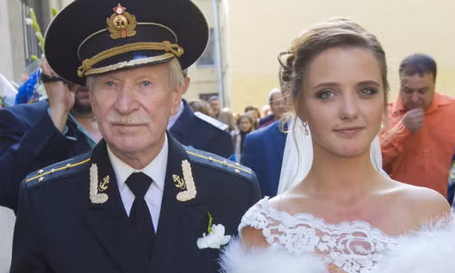 Ông Ivan muốn có con, nhưng Shevelthì không. Ảnh: Metro.