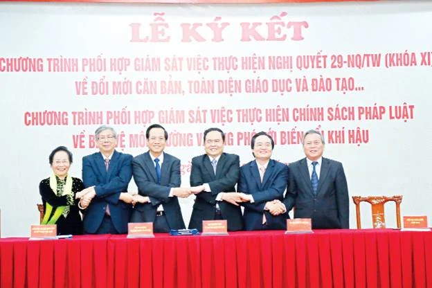 Mặt trận Tổ quốc Việt Nam phối hợp giám sát thực hiện đổi mới GD-ĐT theo Nghị quyết 29
