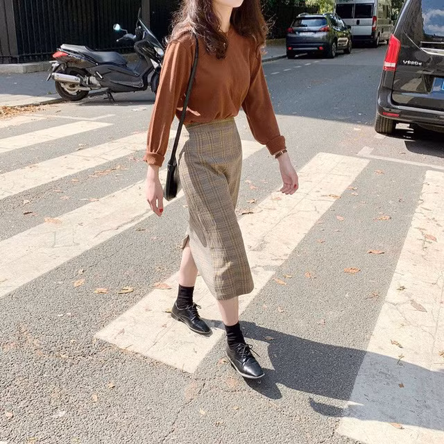 8 công thức mix đồ với chân váy dài giúp bạn lên hương phong cách, ngày nào cũng được khen mặc đẹp - Ảnh 22.