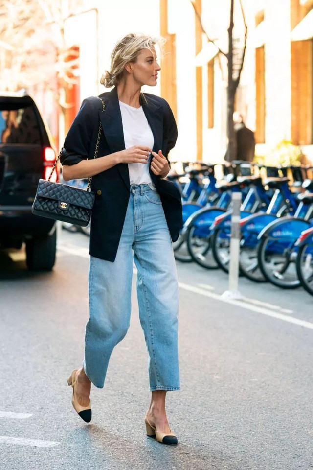 3 mẫu quần jeans bạn nên tậu gấp trước mùa lạnh này để luôn ghi điểm mặc đẹp - Ảnh 6. 3 mẫu quần jeans bạn nên tậu gấp trước mùa lạnh này để luôn ghi điểm mặc đẹp - Ảnh 6.