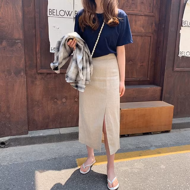 8 công thức mix đồ với chân váy dài giúp bạn lên hương phong cách, ngày nào cũng được khen mặc đẹp - Ảnh 3.