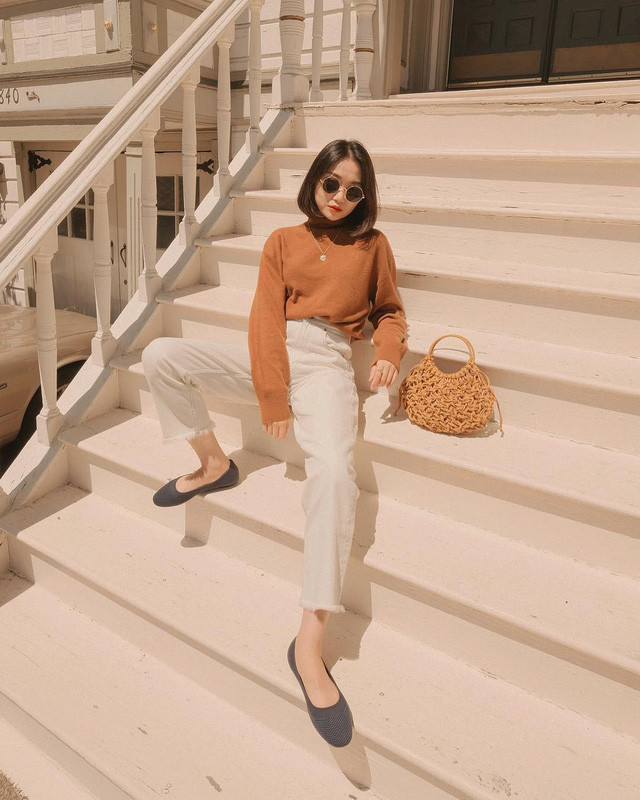 3 mẫu quần jeans bạn nên tậu gấp trước mùa lạnh này để luôn ghi điểm mặc đẹp - Ảnh 13. 3 mẫu quần jeans bạn nên tậu gấp trước mùa lạnh này để luôn ghi điểm mặc đẹp - Ảnh 13.
