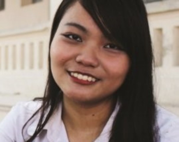 Từ con gái người lao công thành sinh viên Harvard