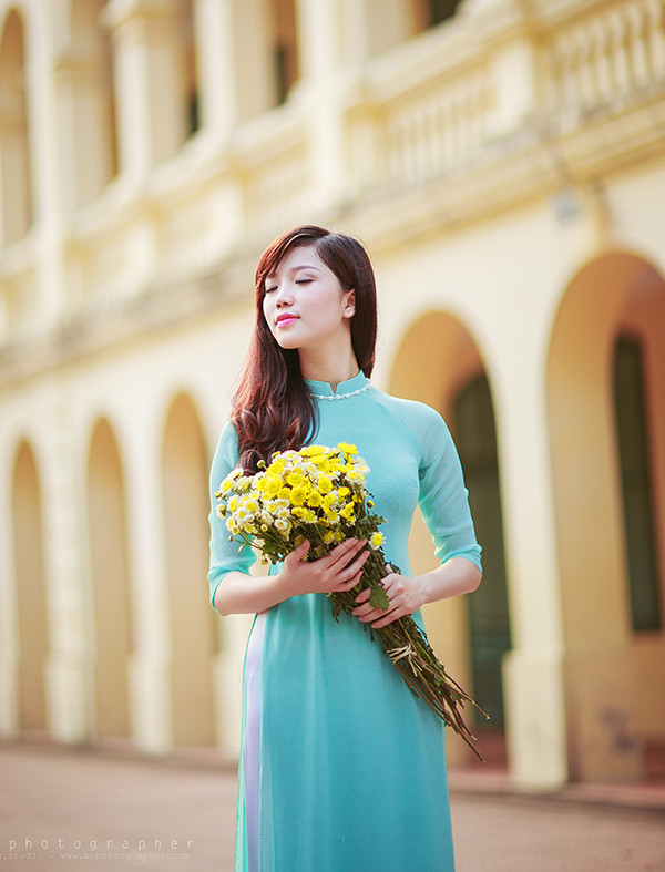 Ngắm hoa khôi sinh viên cao 1m72 học giỏi, hát hay ảnh 3 Ngắm hoa khôi sinh viên cao 1m72 học giỏi, hát hay ảnh 3