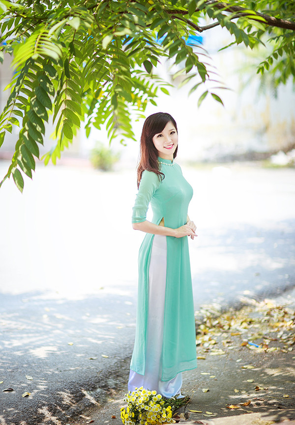 Ngắm hoa khôi sinh viên cao 1m72 học giỏi, hát hay ảnh 2 Ngắm hoa khôi sinh viên cao 1m72 học giỏi, hát hay ảnh 2