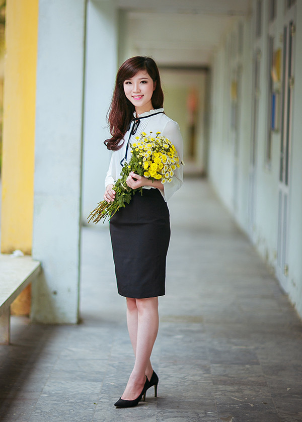 Ngắm hoa khôi sinh viên cao 1m72 học giỏi, hát hay ảnh 7 Ngắm hoa khôi sinh viên cao 1m72 học giỏi, hát hay ảnh 7