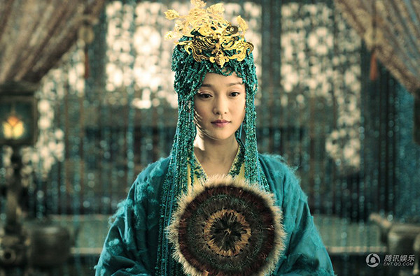 nhung-kieu-toc-co-trang-ky-quac-nhu-nguoi-ngoai-hanh-tinh-7