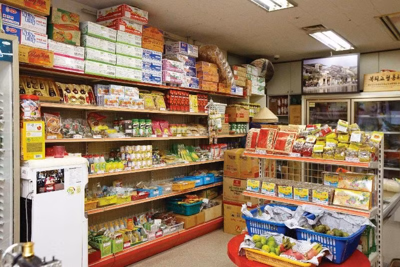 Thăm phố Việt giữa lòng Seoul