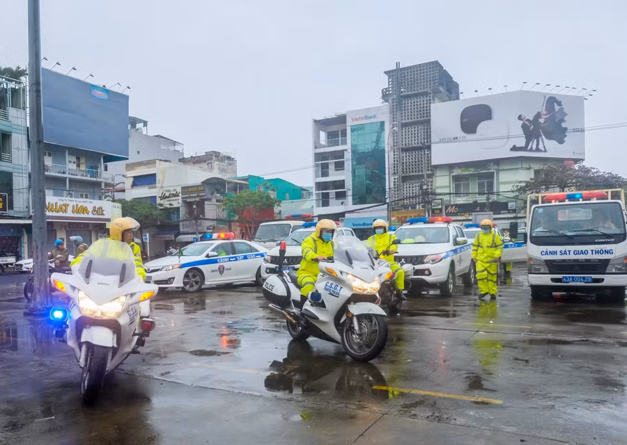 Đà Nẵng quyết tâm kéo và kiềm chế tai nạn giao thông từ 5% đến 10% trên cả 3 tiêu chí. Không để xảy ra ùn tắc giao thông kéo dài, đua xe trái phép.