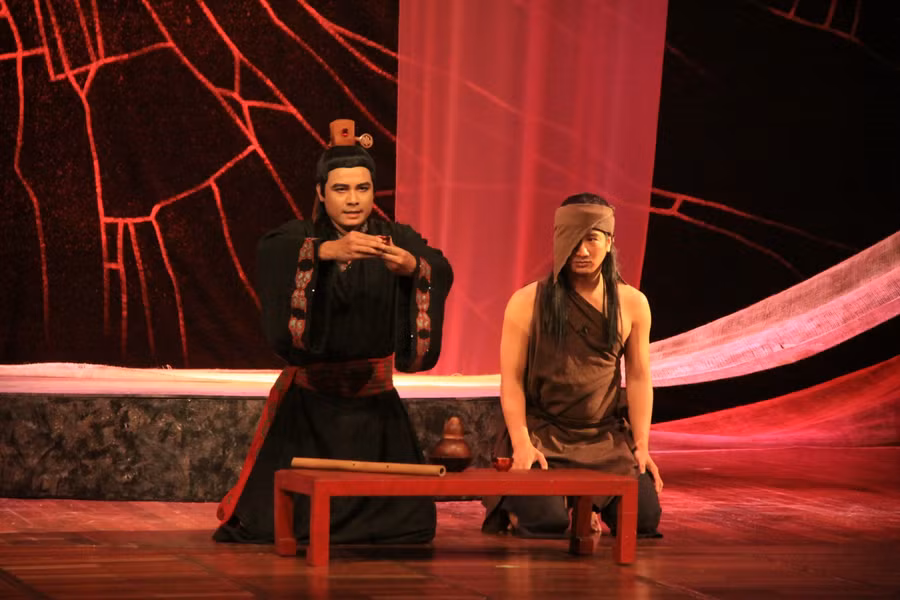 Sân khấu Hà Nội: Lảng tránh hiện thực đương thời? ảnh 1