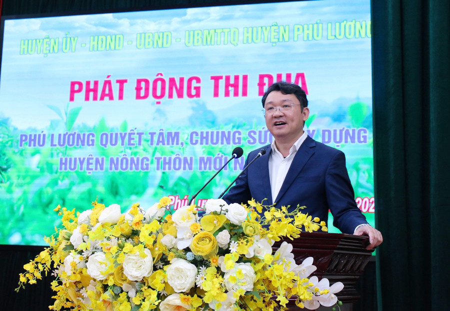 Ông Nguyễn Quốc Hữu, Ủy viên BCH Đảng bộ tỉnh, Bí thư Huyện ủy huyện Phú Lương phát biểu tại lễ phát động.