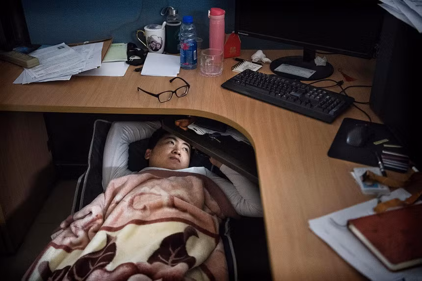 Ben trong dai ban doanh Huawei o 