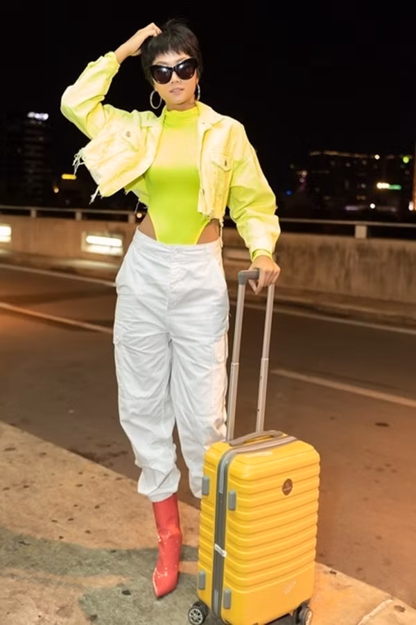 Tông màu đang khiến sao Việt lẫn sao Hàn phát cuồng