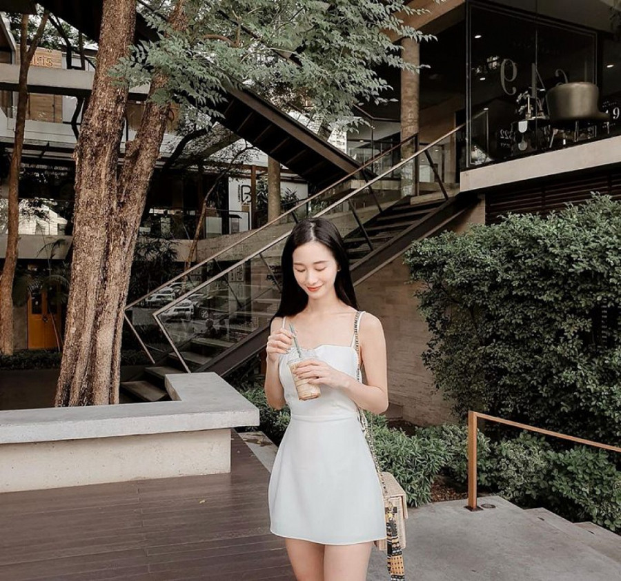 Street style được sao Việt đua nhau diện trong mùa hè này ảnh 12 Empty