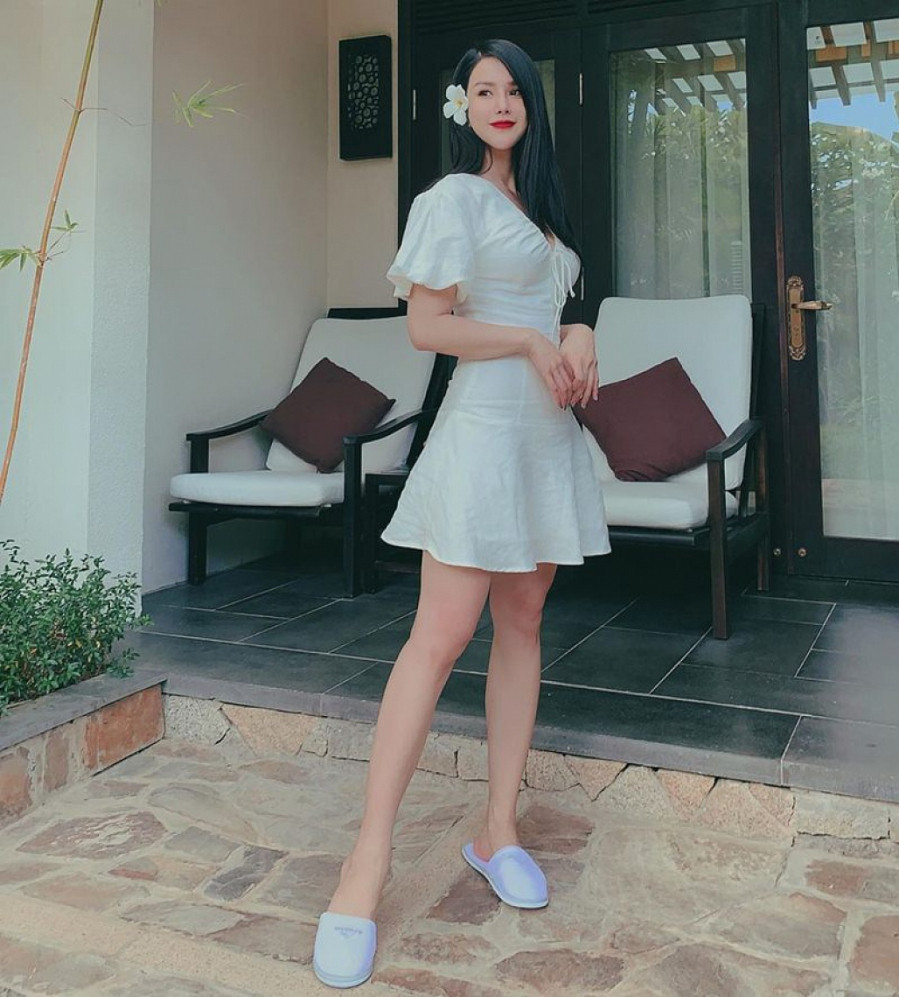 Street style được sao Việt đua nhau diện trong mùa hè này ảnh 5 Empty