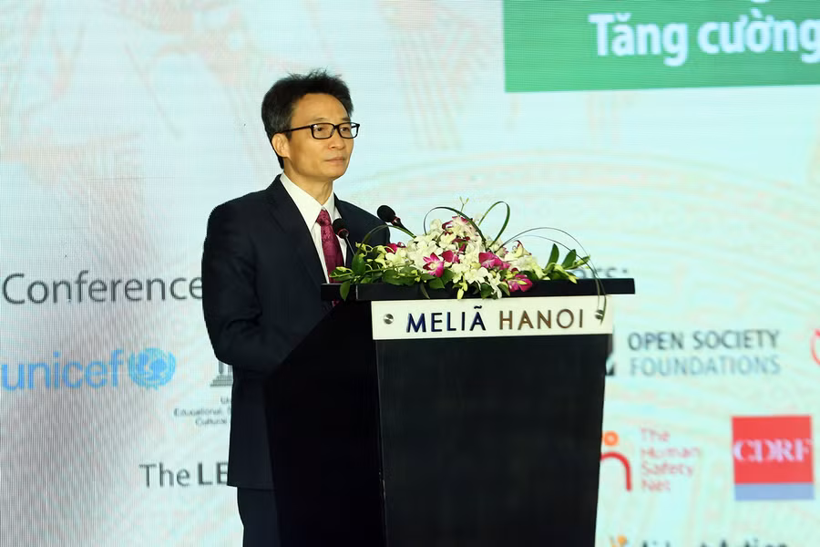 Phó Thủ tướng Vũ Đức Đam: Không để trẻ em nào không có nụ cười, không có tuổi thơ trong sáng và không có tương lai phát triển. Ảnh: VGP/Đình Nam