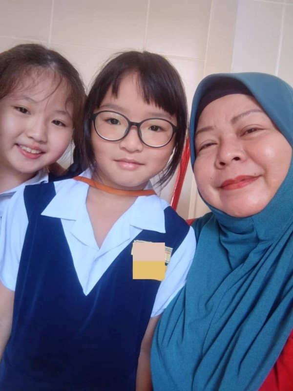 Xúc động bức thư cảm ơn nữ lao công trường học của bé gái 9 tuổi ảnh 3 Xúc động bức thư cảm ơn nữ lao công trường học của bé gái 9 tuổi