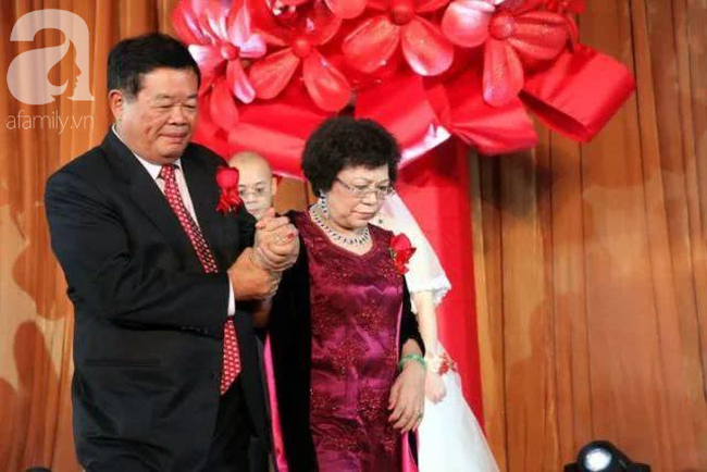 "Cao thủ" giữ chồng là đây: Mù chữ nhưng vẫn đánh bật kẻ thứ 3 nhẹ nhàng mà chồng tỷ phú ngoan ngoãn để vợ đứng tên toàn bộ tài sản - Ảnh 4. "Cao thủ" giữ chồng là đây: Mù chữ nhưng vẫn đánh bật kẻ thứ 3 nhẹ nhàng mà chồng tỷ phú ngoan ngoãn để vợ đứng tên toàn bộ tài sản - Ảnh 4.