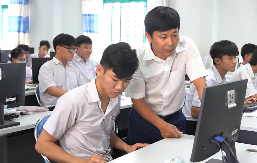 Sở GD&ĐT tỉnh Quảng Ngãi chuẩn bị mua sắm lượng lớn thiết bị dạy học.