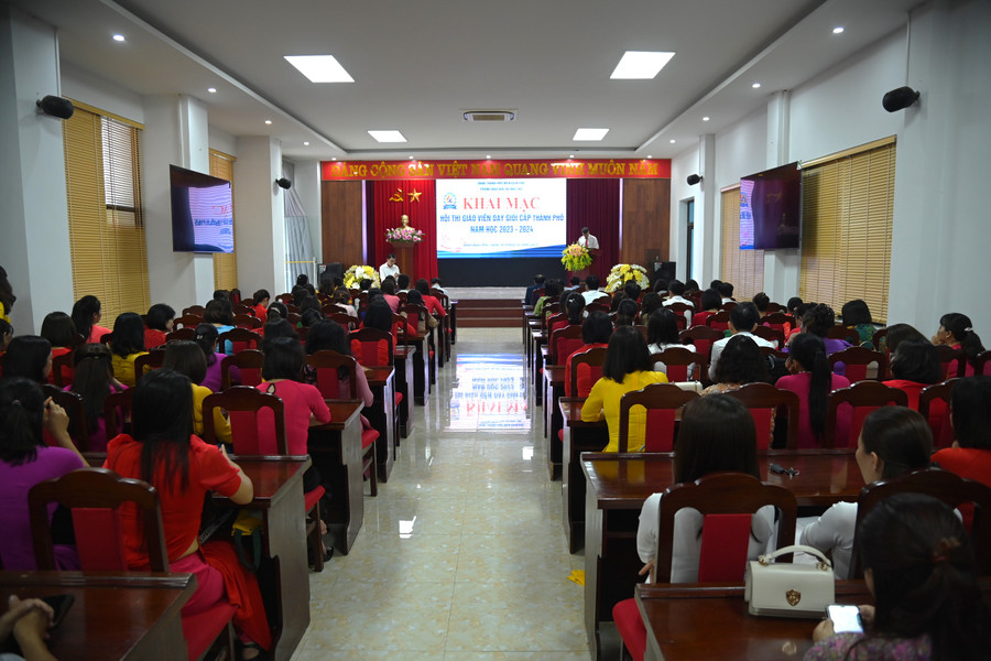 Toàn cảnh lễ khai mạc.