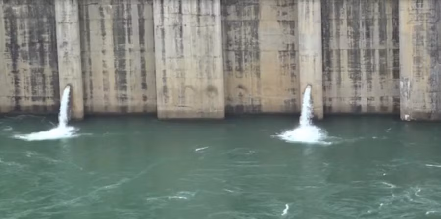 Mực nước sông Lam được nâng cao nhờ điều chỉnh tăng mức xả nước hồ chứa.