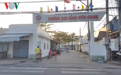 vu xe khach lao xuong vuc deo hai van: xe di dung lich trinh ban dau hinh 1