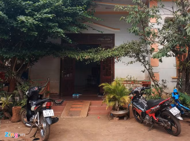 Căn nhà đơn sơ của HHen Niê sau một năm đăng quang Hoa hậu Hoàn vũ-2