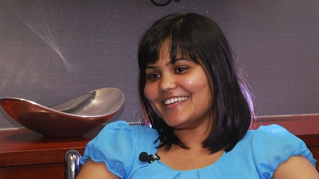 Cô Yamini Karanam. Cô Yamini Karanam.