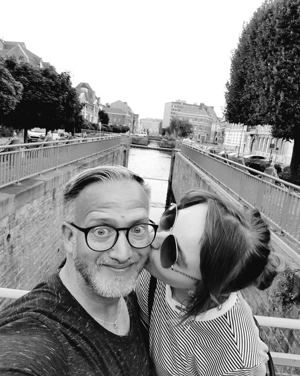 cap doi bi ca gia dinh tu mat chi vi chenh nhau den 22 tuoi hinh anh 7