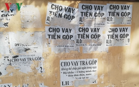 răn đe 100 đối tượng đòi chặt chân tay, ném mắm tôm đòi nợ hình 1 ran de 100 doi tuong doi chat chan tay, nem mam tom doi no hinh 1