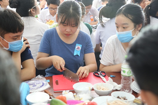 Nhiều học sinh rất đam mê mới nhóm ngành học mới Khoa học dinh dưỡng và Ẩm thực Nhiều học sinh rất đam mê mới nhóm ngành học mới Khoa học dinh dưỡng và Ẩm thực